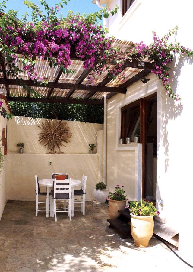 Skiathos Town House Exterior photo